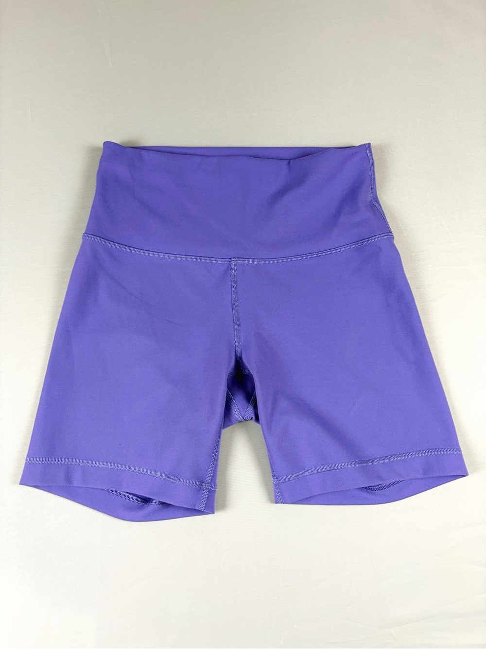 Lululemon Wunder Train High Rise Short 6” Charged Indigo size 6 W7BESS - Picture 2 of 4